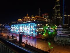 -黄浦江游览十六铺3号码头网红自助餐