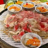 烤肉呀🔥张姐呀！一口酸菜一口肉🉑️