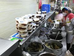 -芳婆糕团店(王府大街店)