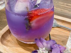 -FLOVIE FLORIST CAFE