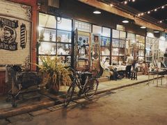 -席娜卡琳火车铁道夜市