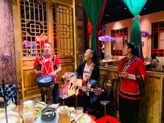 -老滇山寨•云南特色菜•地方菜•民族风情歌舞表演(金碧店)