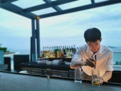 -瑰丽酒店·海吧·天际下午茶·现场DJ·天台酒吧