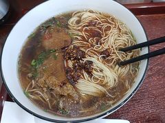 -百年老字号·观振兴蟹黄面·三虾面·苏式面(观前街富仁坊巷店)