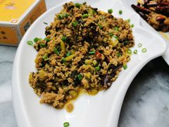 水腌菜炒肉-蔼若春.传承三十年云南菜(金碧公园店)