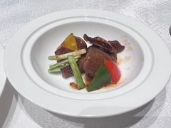 -景月阁空中食府(希尔顿酒店)