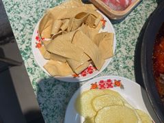 -肖婷姐大铁锅重庆火锅(南湖店)