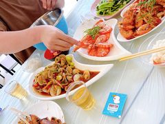 -覃记海鲜美食餐厅