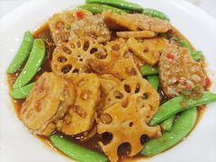 黑椒汁虾胶酿藕饼-朱仔记食府(江南大道店)
