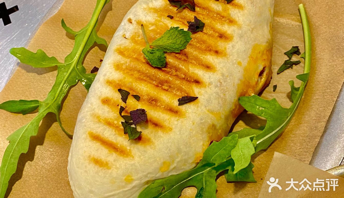 厦门必吃榜：野草莓自由市场[调皮]