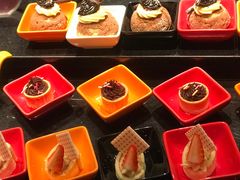 -西安皇冠假日酒店·朱雀咖啡厅