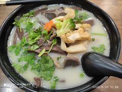 招牌老鸭粉丝汤-鸭小妹鸭血粉丝(老门东店)