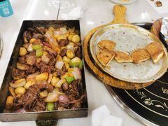 -老东镇啤酒屋海鲜加工·蒸汽海鲜·海鲜烧烤(台东店)
