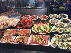 -六合夜市