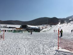 -中旅松花湖滑雪场