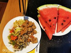 -明何记涮牛肚(品牌首店隋唐植物园南门古城路店)