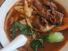 -贯一台湾牛肉面(八一七中路店)