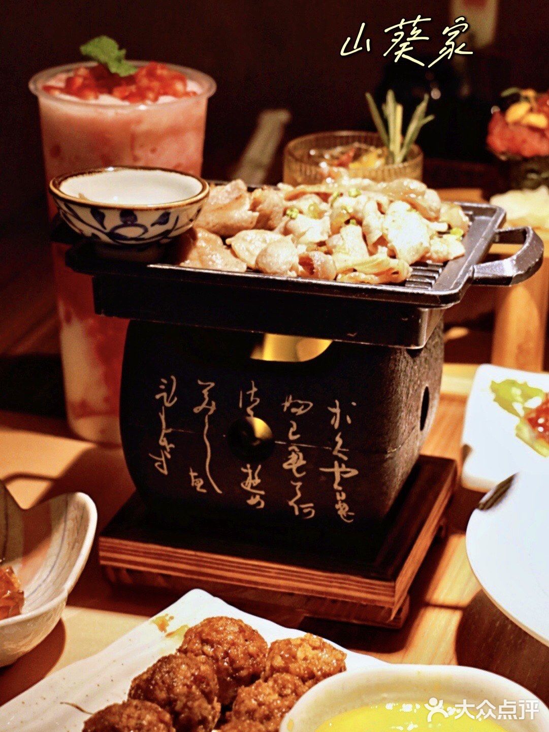  西湖边精致日料(*¯︶¯*)环境太绝美了！ 