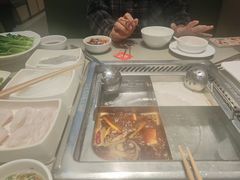 -海底捞火锅(杭州天虹购物中心店)