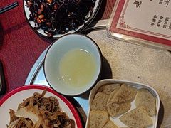 -聚首堂·特色小吃·肘子(什刹海德胜门店)