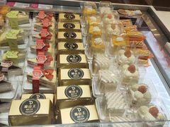 -TOUCH泰奇(奉贤宝龙城市广场店)