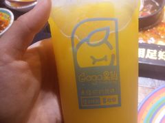-老牌坊云南鱼豆花火锅(哈西万达店)