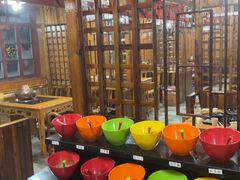 -果松木炭酸菜铜火锅·外婆参鸡汤