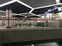 -上海游泳馆(地铁站)