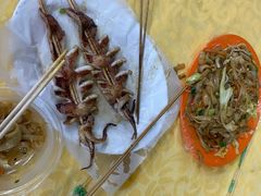 鲜鱿鱼-蚝哥花姐湛江烤生蚝(美丽湾市场店)