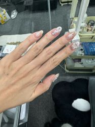-芊屿芊浔美甲