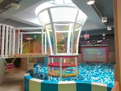 -布鲁豪斯亲子欢乐家庭餐厅