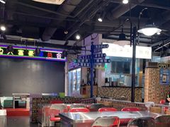 大堂-马路牙子烧烤音乐酒馆(望京店)