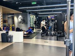 -超鹿运动(五四路恒力城店)