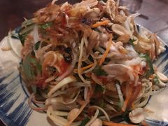 -Cuc Gach Quan Restaurant