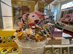 -猫的天空之城概念书店(印象城购物中心店)