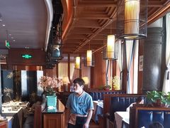 -八府香鸭·啫啫煲(华山路店)