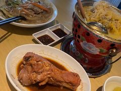 -关东小磨东北菜(上海长风大悦城店)