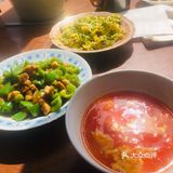 味道还算可以，而且性价比很高，很便宜
