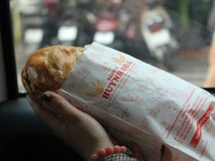 -Bánh Mì Huynh Hoa