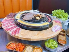 -胡悦里韩式烤肉(芝罘万达广场店)