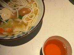 -鑫花溪牛肉米粉(凤凰街创始总店)