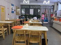 -陆元丰·兰州纯汤牛肉面(自强西路店)