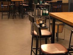 大堂-星巴克(宁波月湖盛园店)