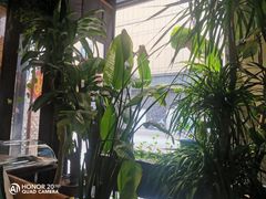 -八月美食小馆(银泰城总店)