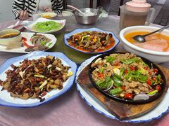 -洪霞餐馆