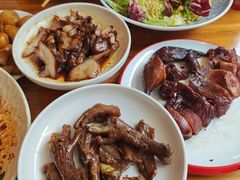 -老鼎万春卤菜(五代传承创始老店)