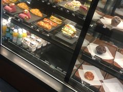 -星巴克(杭州湖滨银泰E区店)