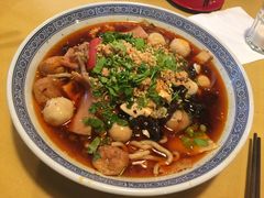 -江湖餐厅–重庆九宫格老火锅