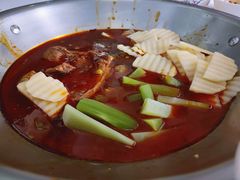 -张大师鸭爪爪特色干锅(南湖店)