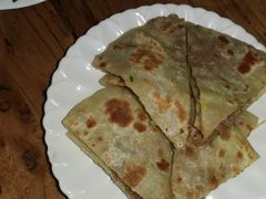 -溢心园香河肉饼总店